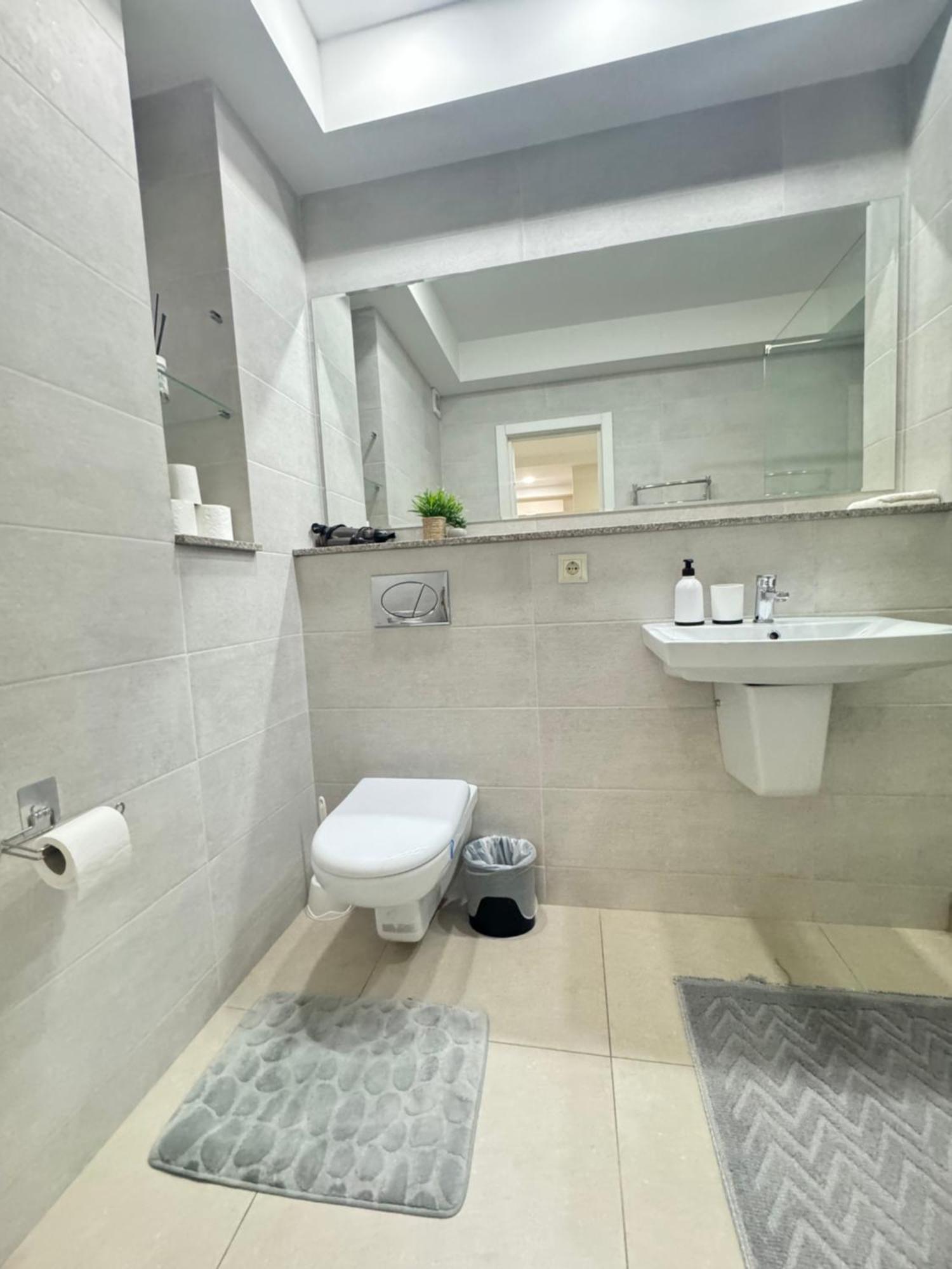 New Lux Apartment In Chisinau Luaran gambar